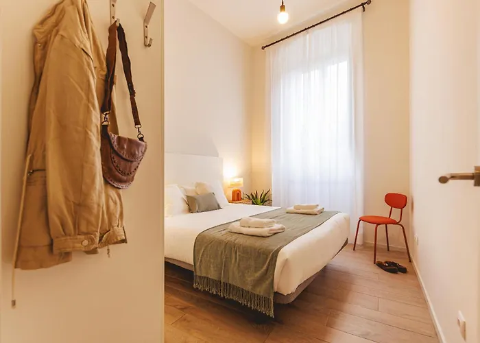 Bravissimo Llebre Duplex, With Patio Lejlighed
