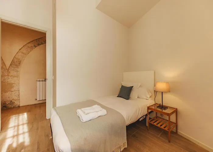 Bravissimo Llebre Duplex, With Patio