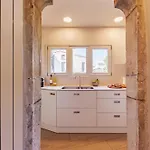 Bravissimo Llebre Duplex, With Patio Apartman