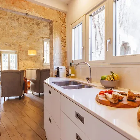 Daire Bravissimo Llebre Duplex, With Patio Girona